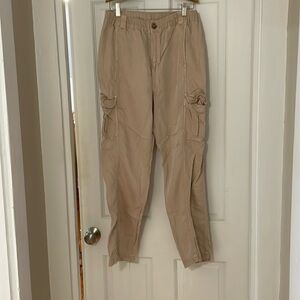 Women’s Faherty brand tencel linen mix pants, size M, color tan